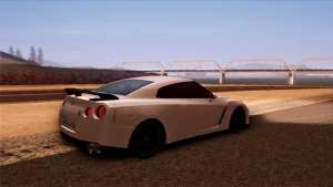 Nissan GT-R R35 for GTA San Andreas rear
