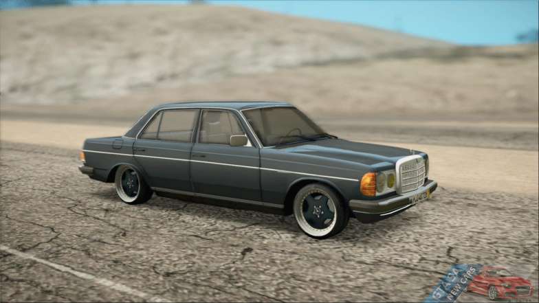 Mercedes-Benz 240D for GTA San Andreas front view