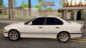 BMW 5-er E34 or GTA San Andreas - side view